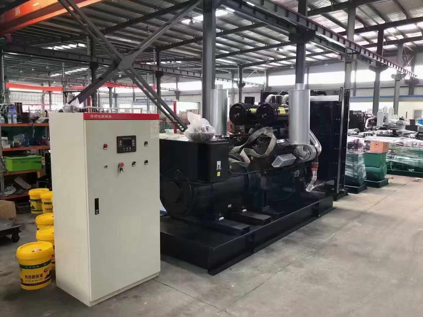 霸州柴油发电机运行时的噪音和振动水平如何？